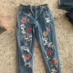 Mom jeans